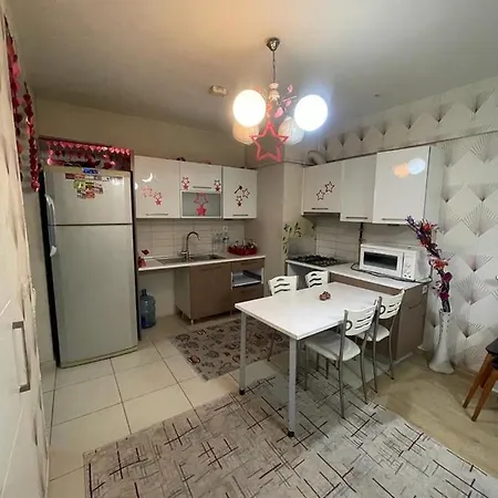 דירה Lovely 2 Bed *