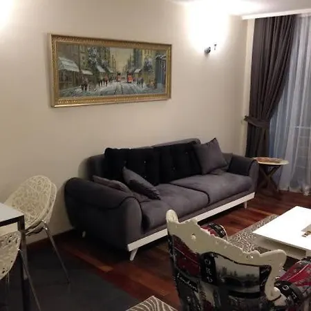 Lovely 2 Bed